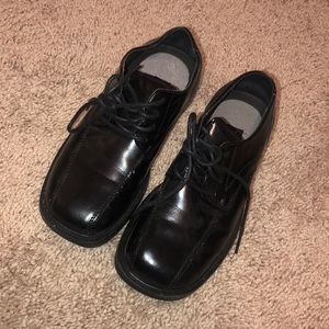 Boys black dress shoes